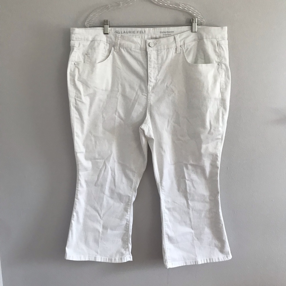 NWOT Laurie Felt Cotton Daisy Denim Crop Flare Jean 24W Casual Coastal Beach
